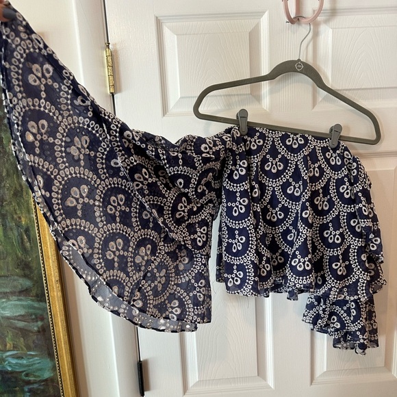 Caroline Constas Off the Shoulder Top Blue and White Embroidery size Small - Picture 5 of 7